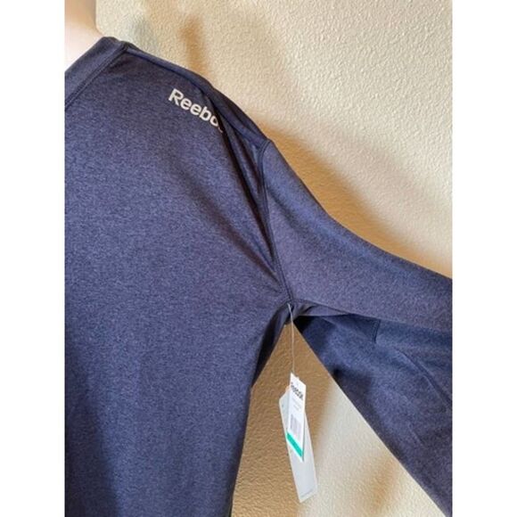 Reebok Men Performance NEW V-Neck Shirt - Size XL - Picture 5 of 7